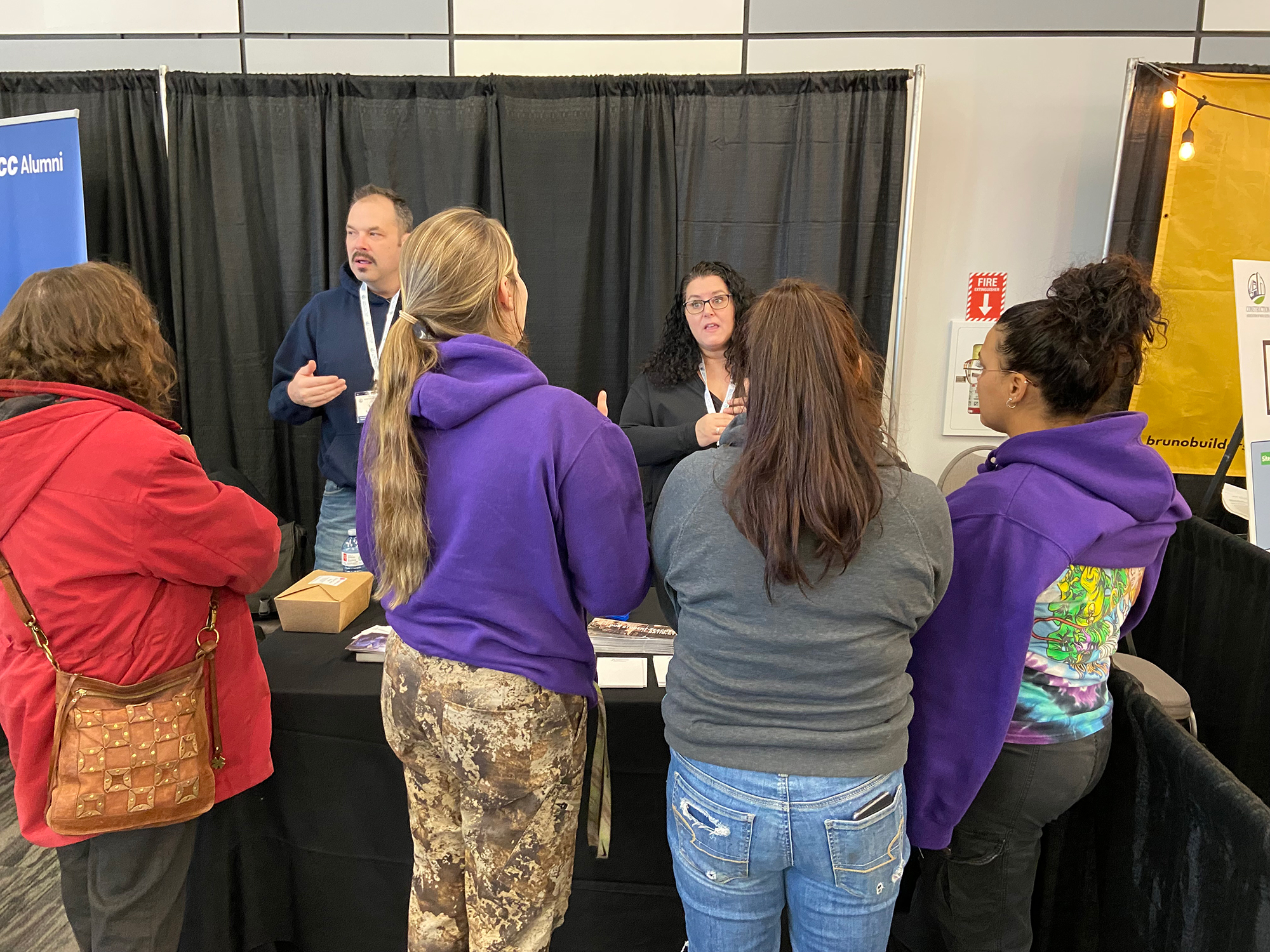 NSAA engages attendees at the CANS Construction Job Fair